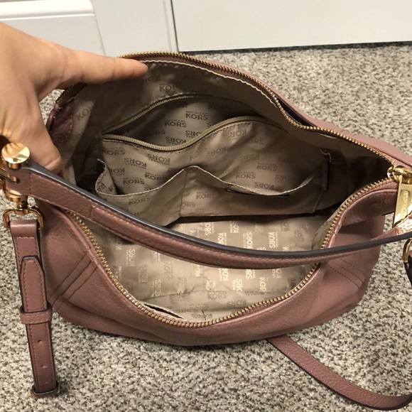 Michael Kors Shoulder/Crossbody Purse - Picture 6 of 10